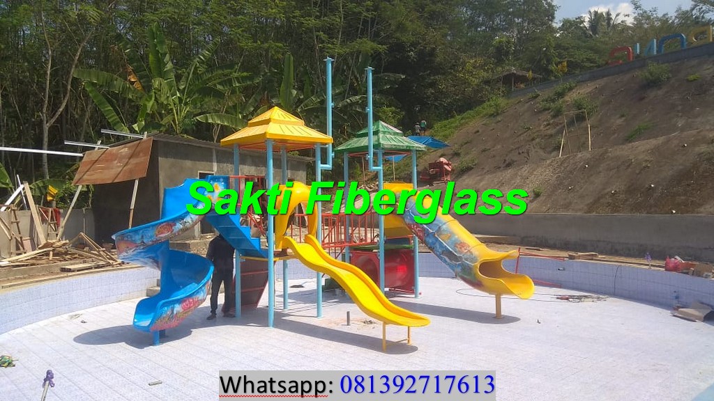 Alhamdulillah terpasang playground kolam renang di Wisata Curug Gombong Batang sesuai harapan