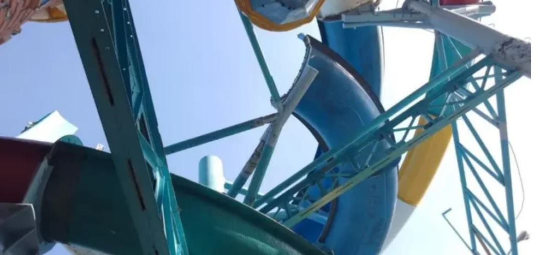 Analisis Kecelakaan Ambrolnya Seluncuran Waterboom Kenjeran Surabaya